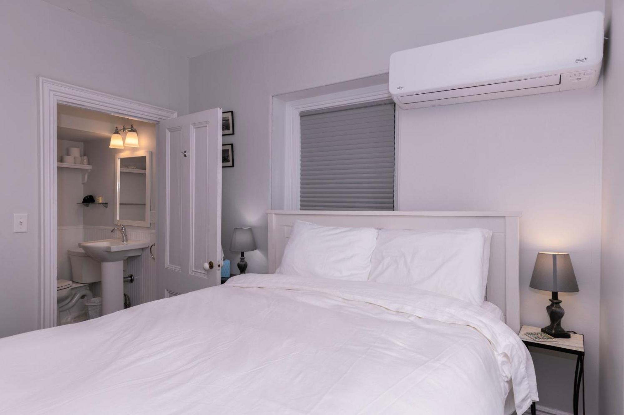 Guest House, Bed & Breakfast Provincetown