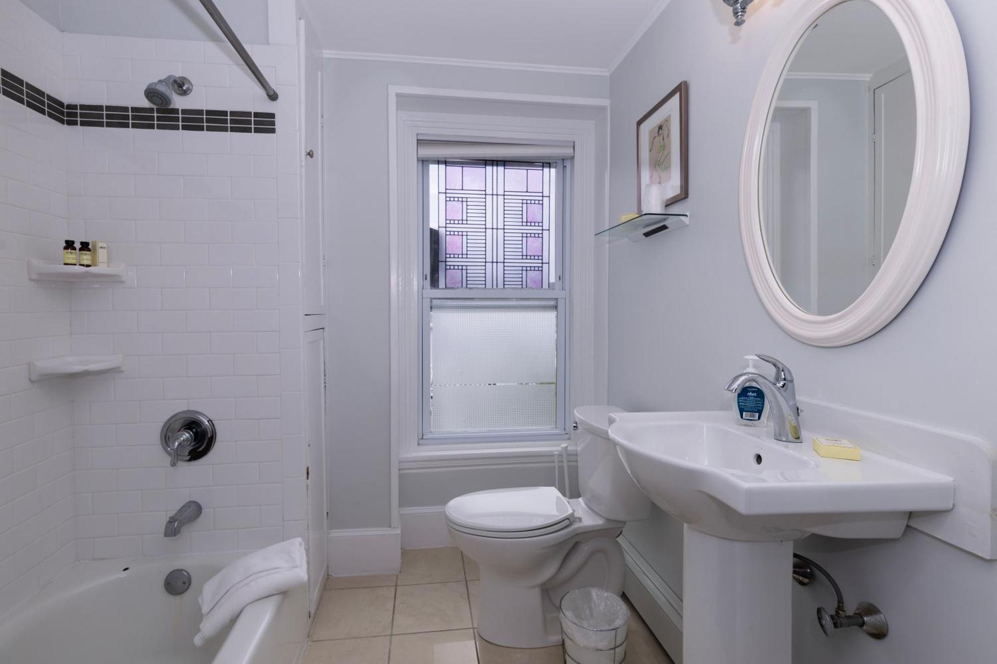 Guest House, Bed & Breakfast 4*