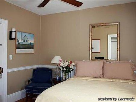 Guest House, 4*