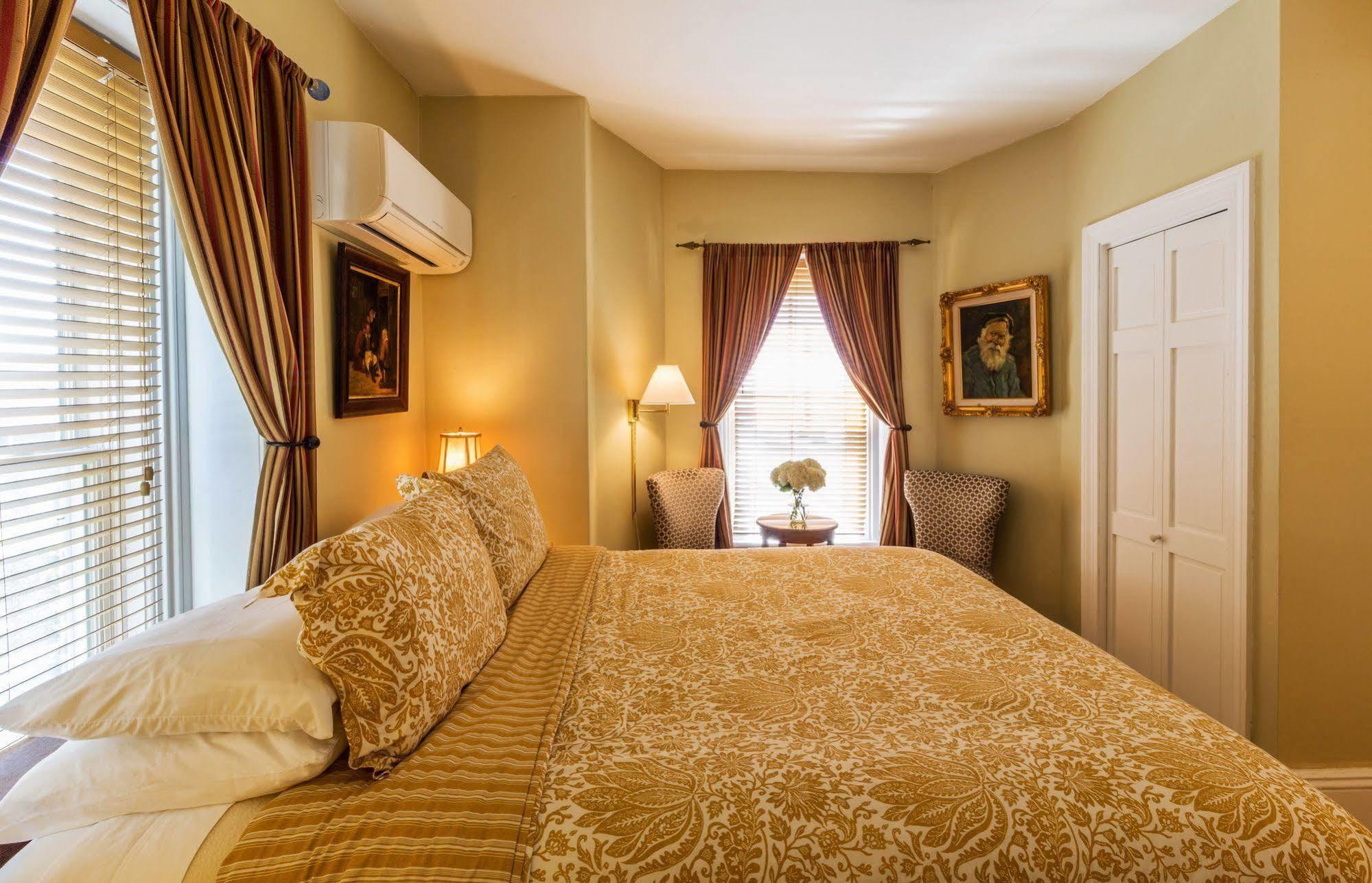 Guest House, Bed & Breakfast 4*