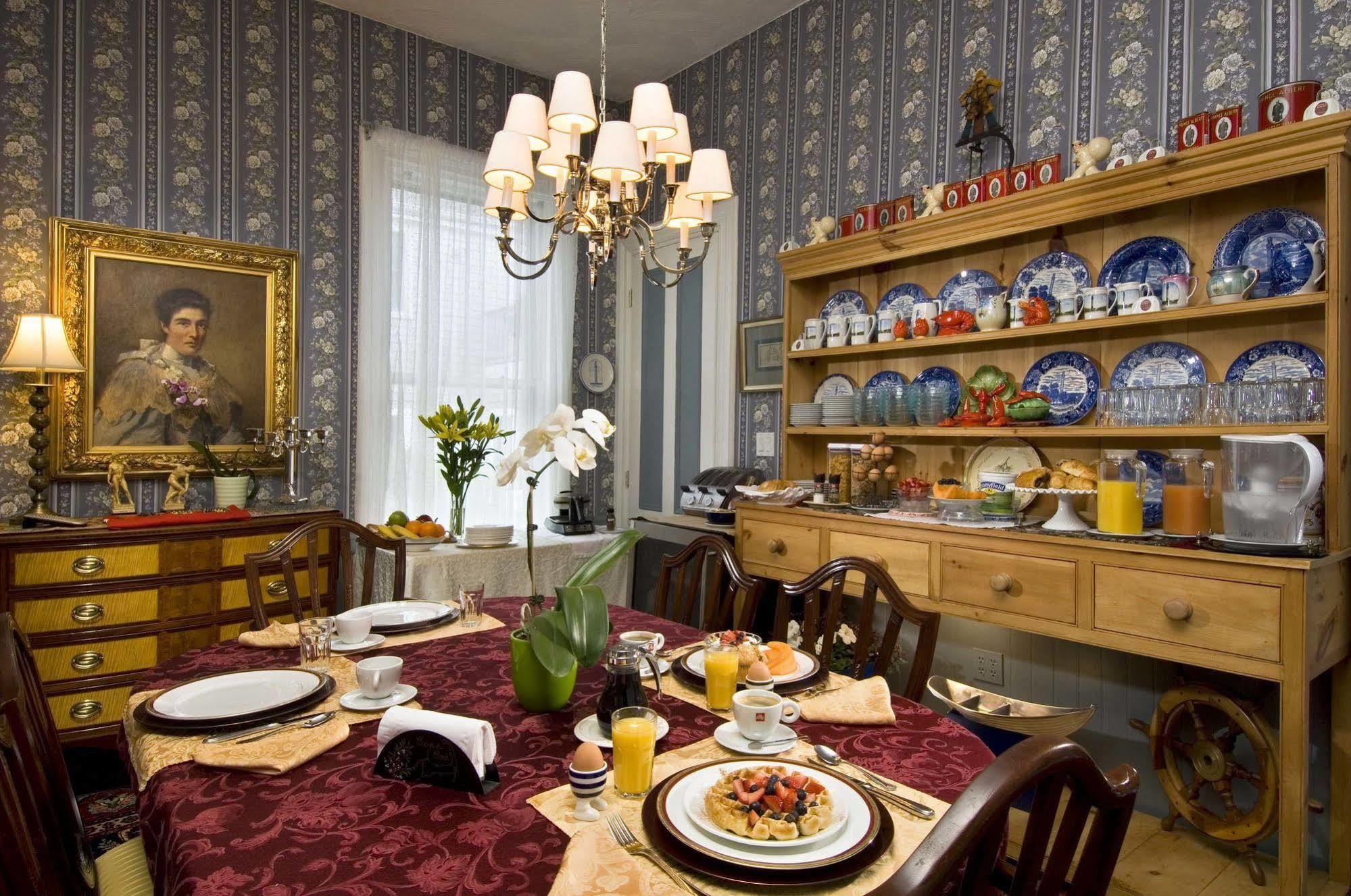 Guest House, 4*