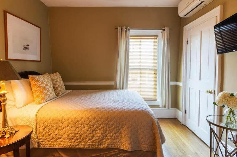 Guest House, Bed & Breakfast 4*